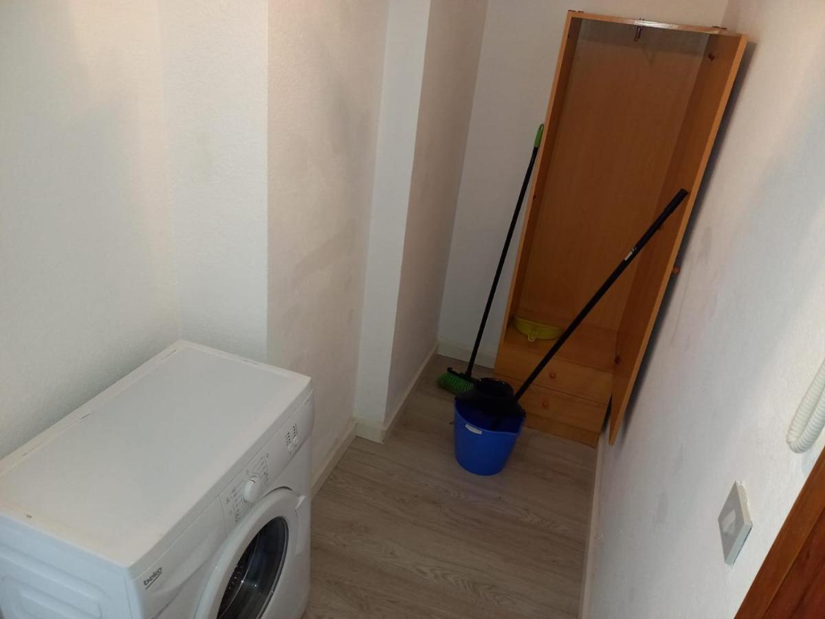 Estudi Amb Vistes Al Canal Apartment Empuriabrava Ngoại thất bức ảnh